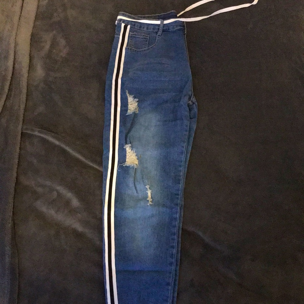 Slim Blue Jeans